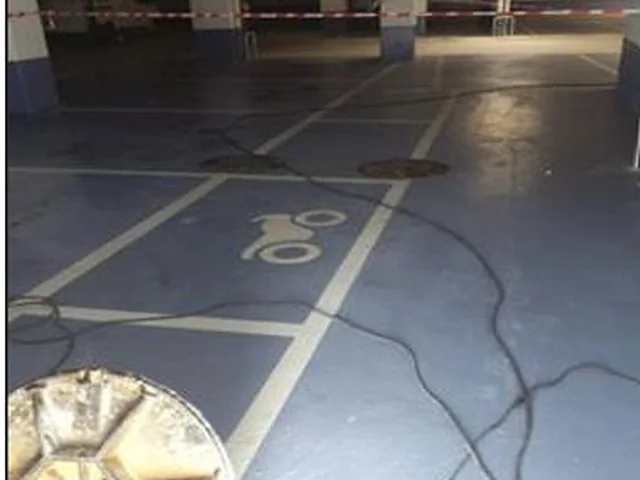 Parking en sous-sol propre après remise en état